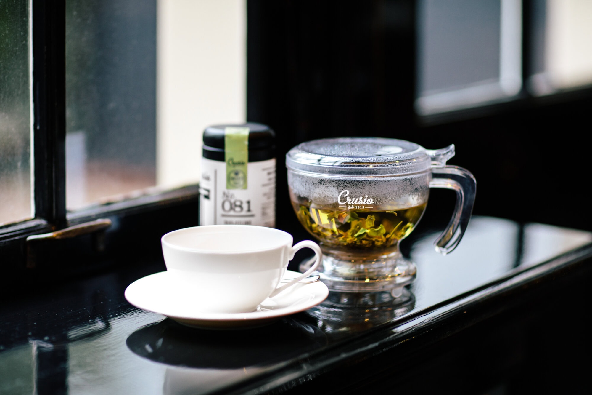 A cup of crusio speciality loose leaf tea at Bar Brasserie OCCO in boutique hotel The Dylan Amsterdam